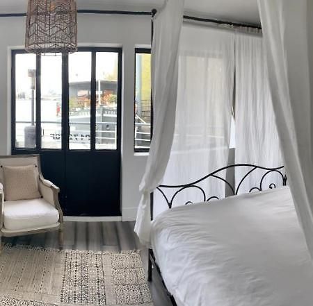 Appartamento Loft Sur L'Eau Avec Parking Parigi Esterno foto