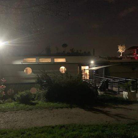Appartamento Loft Sur L'Eau Avec Parking Parigi Esterno foto