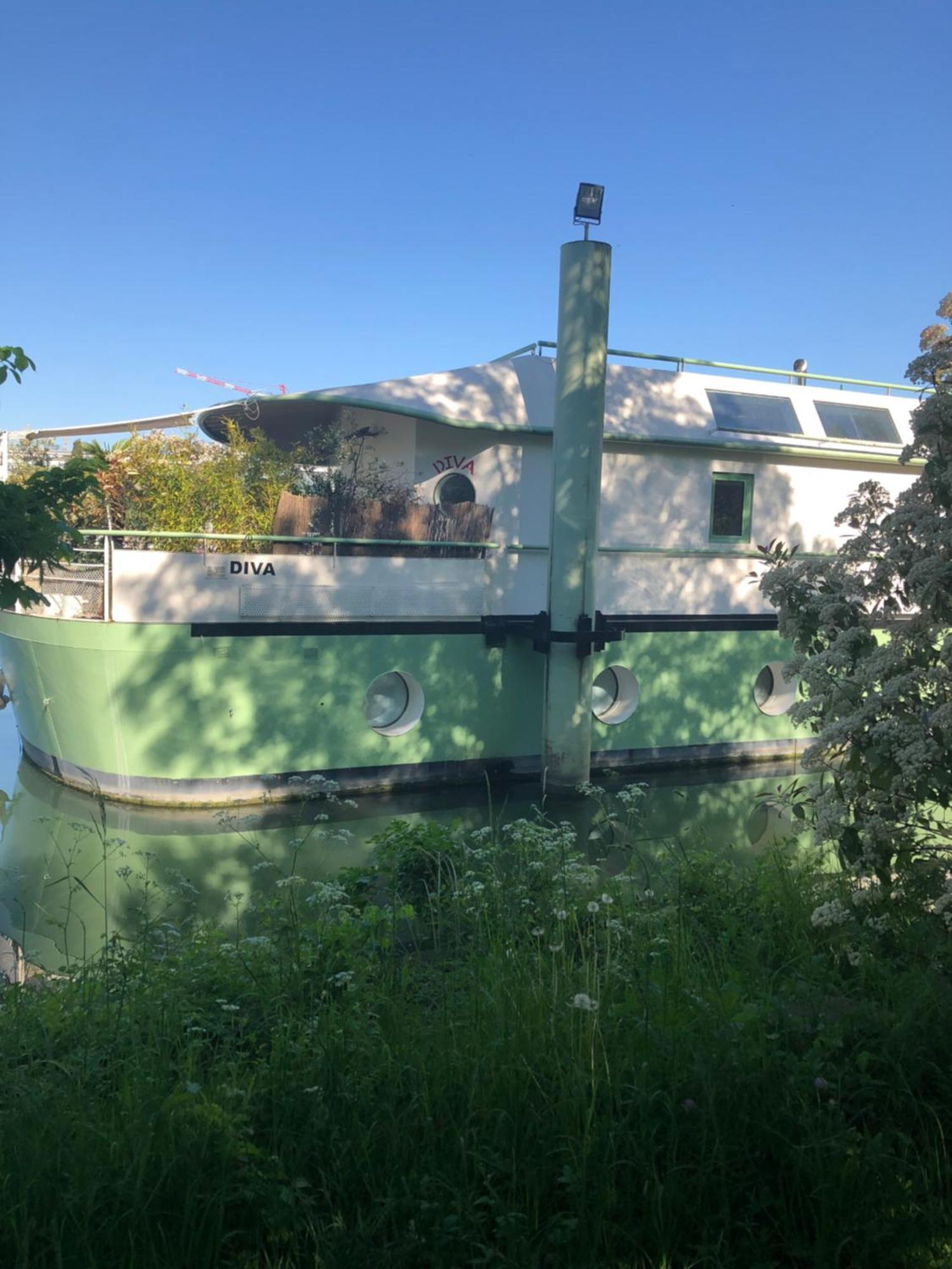 Appartamento Loft Sur L'Eau Avec Parking Parigi Esterno foto
